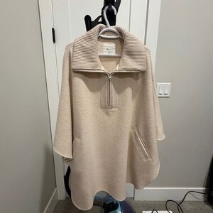 Poncho - Wilfred Free